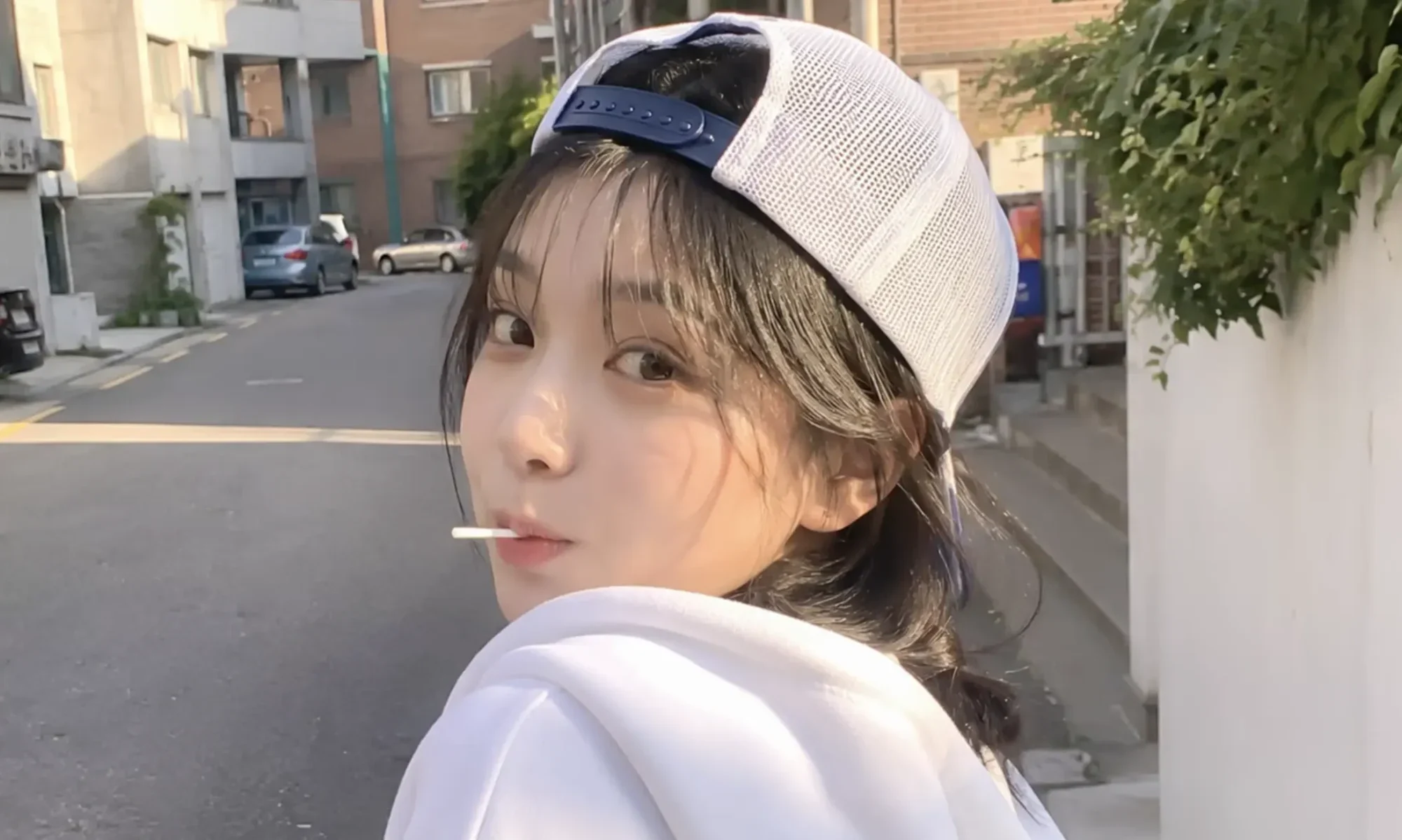The Meaning of Basic Cosmetics Thoughts of Korean Women